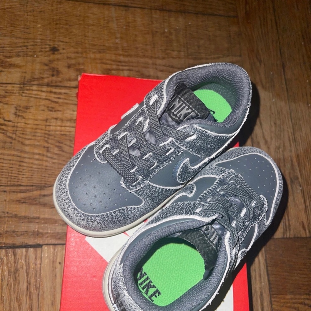 Nike dunks - Picture 3 of 5